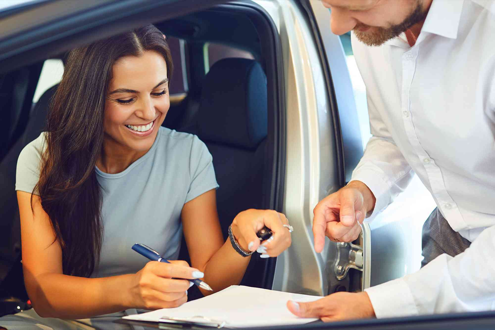 Top Car Hire Tips for Expats Living in Jeddah.