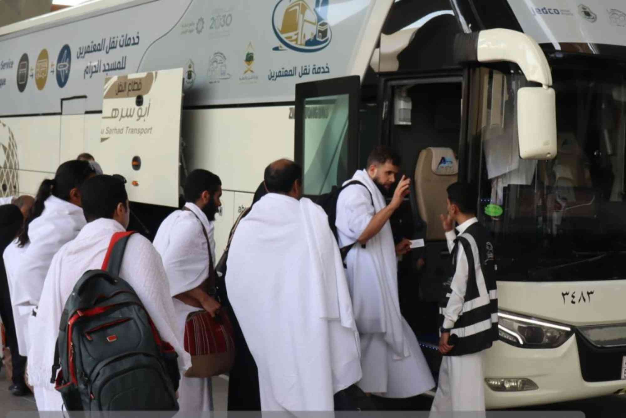 Affordable Transportation Options for Pilgrims Traveling Through Jeddah.