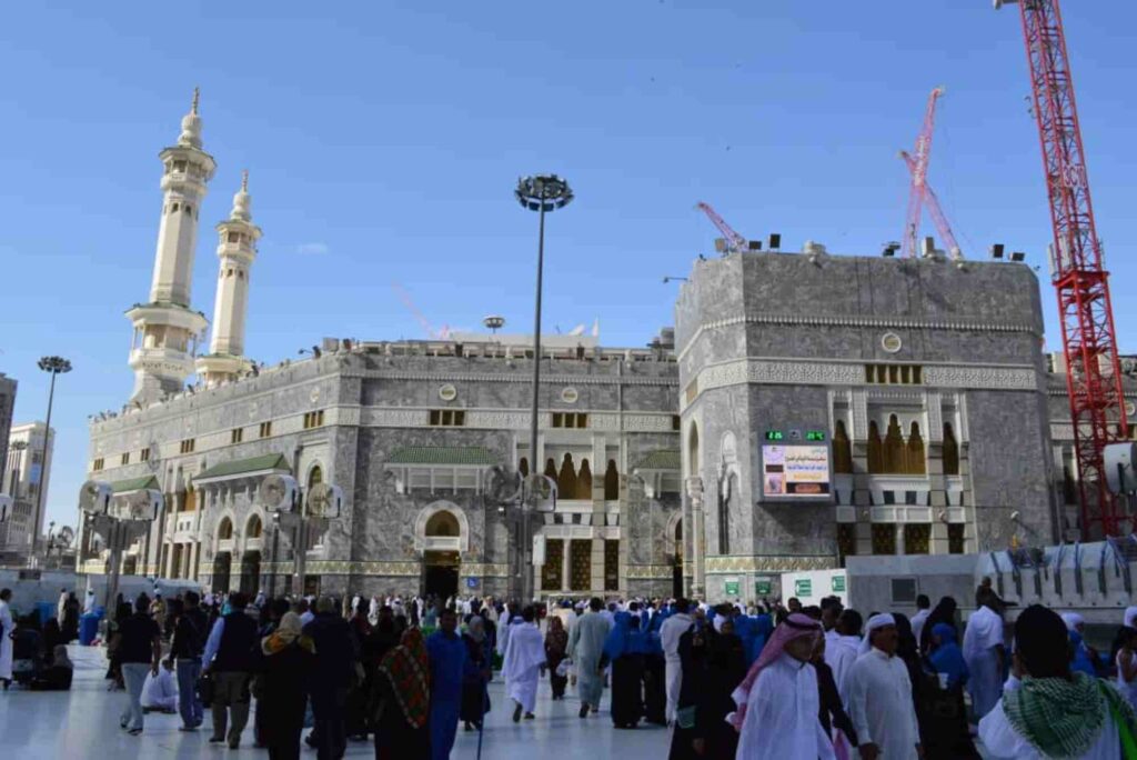 Travel Safety Tips For Pilgrims And Tourists In Madinah