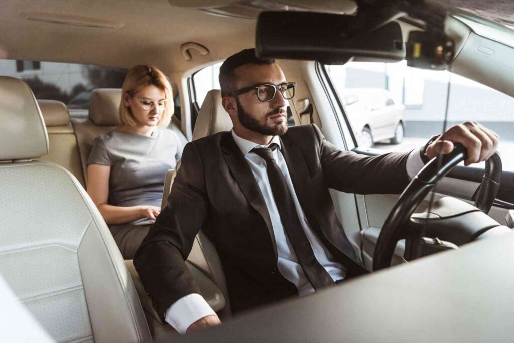 The Benefits of Hiring a Private Driver for Sightseeing in Jeddah.