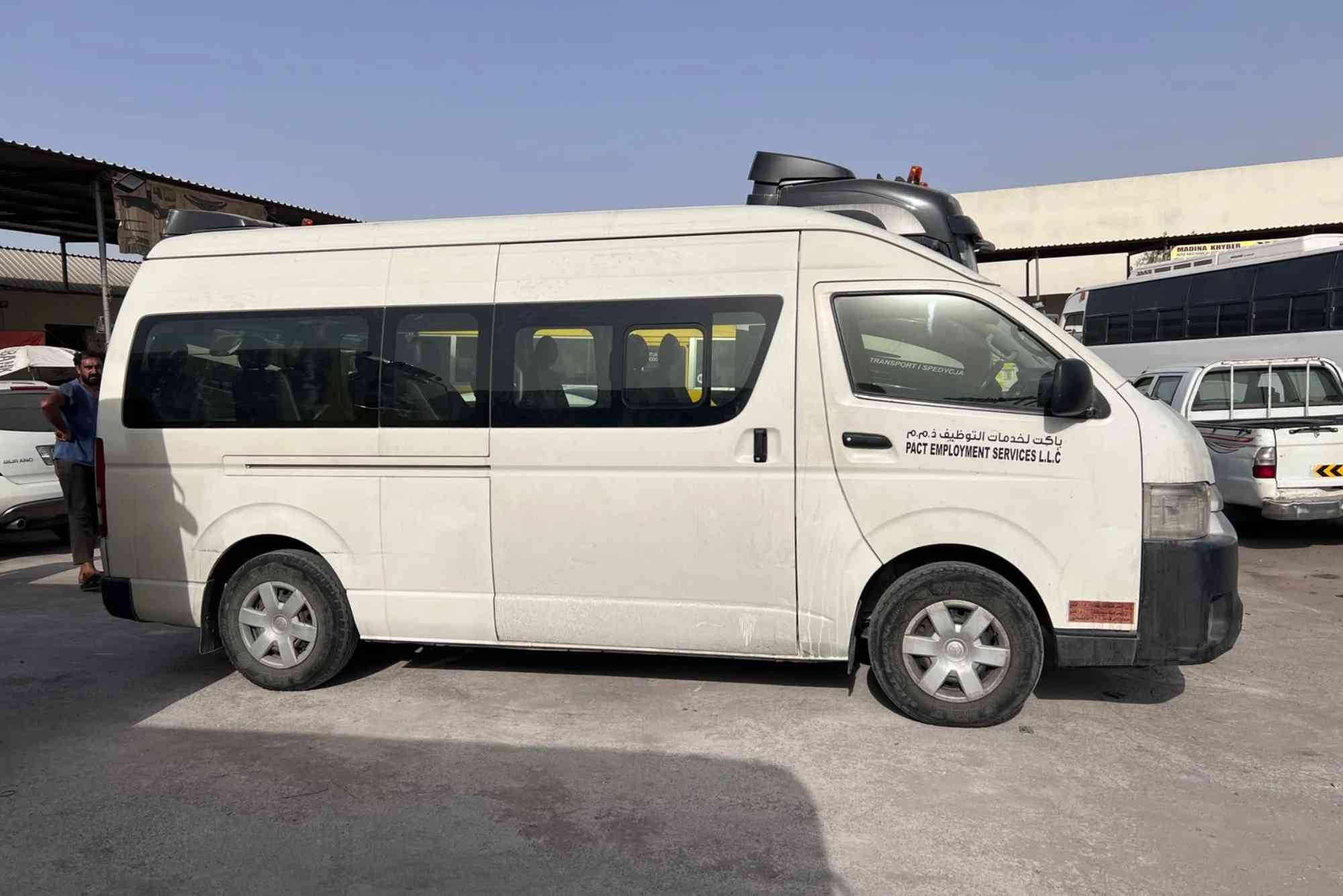 Why Renting SUVs and Vans is Best for Family Trips in Madinah