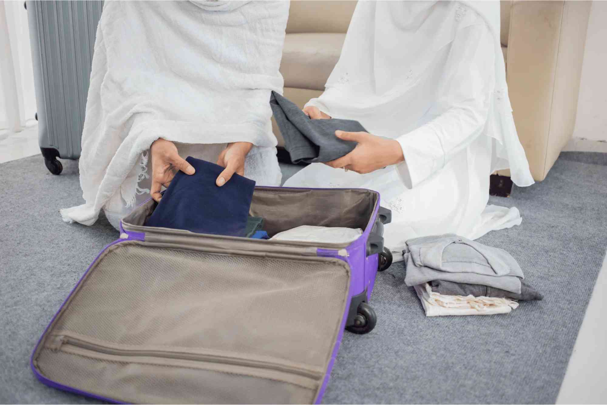 Essential Packing Checklist for Traveling to Makkah.