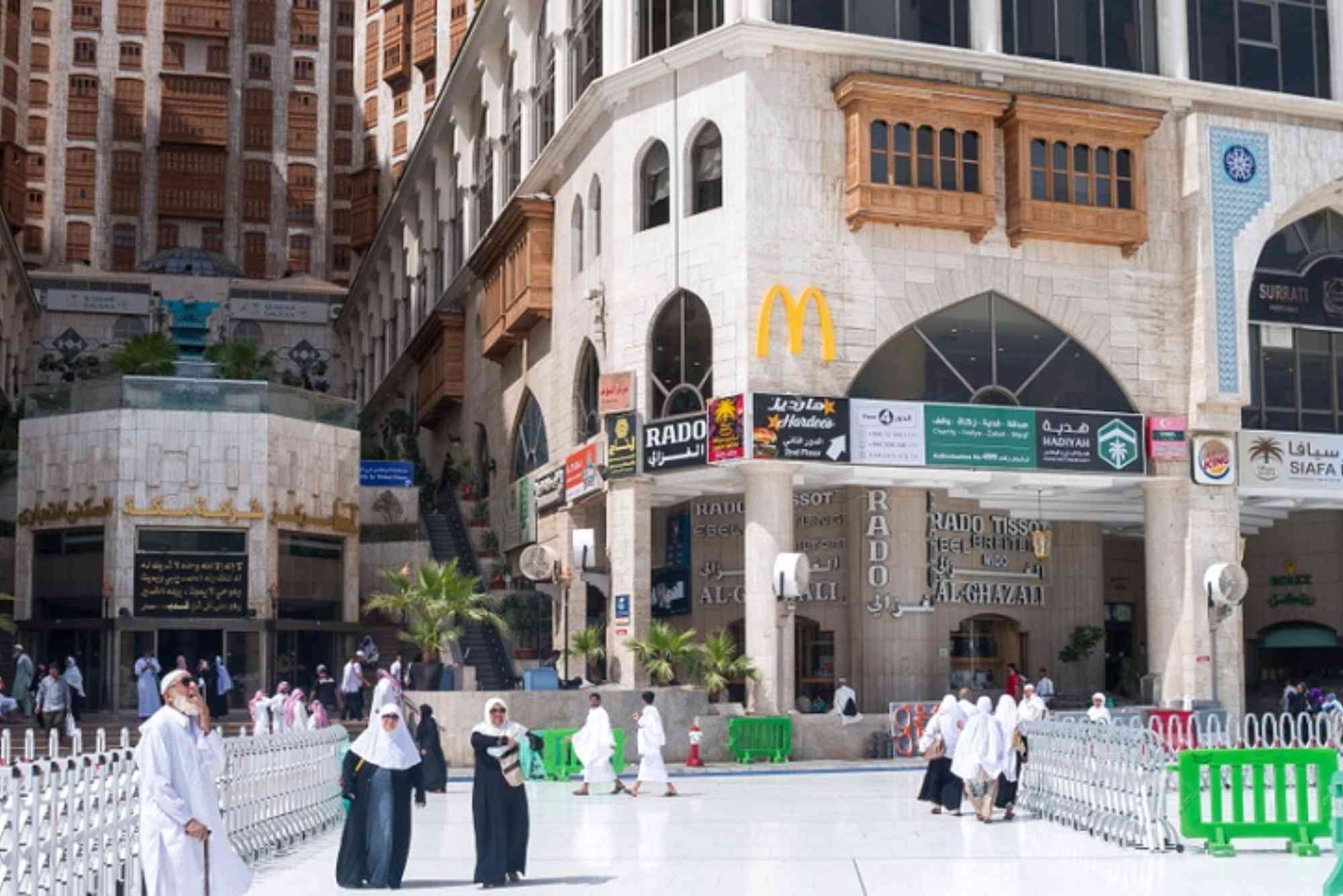 How to Bargain Like a Local at Dubai’s Fish Markets (1)