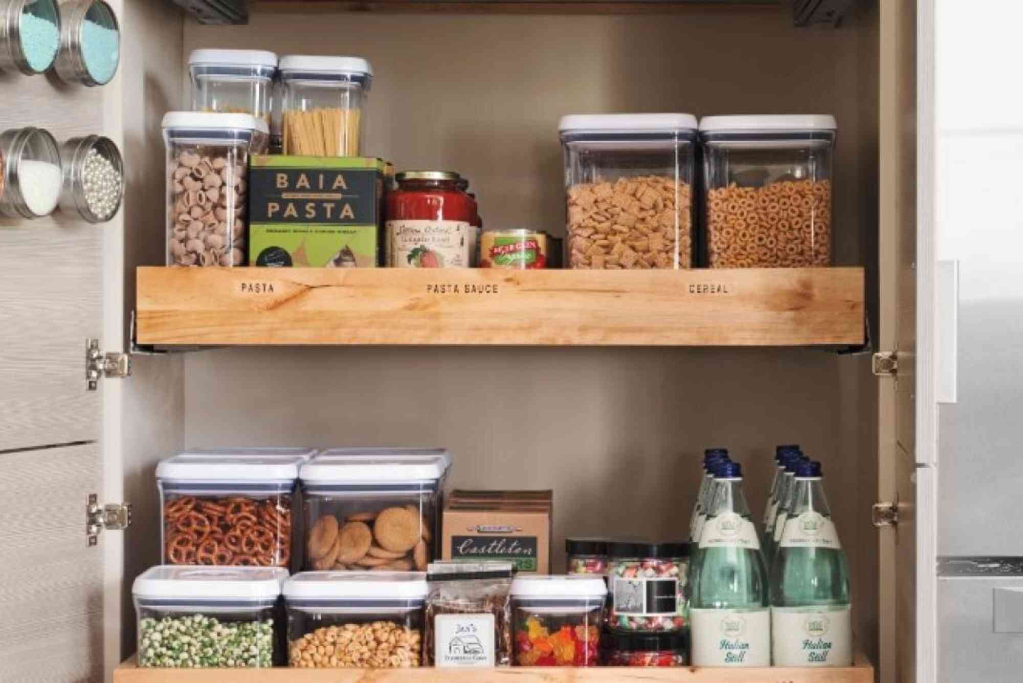 How to Organize Pantry Essentials – Storage Hacks for Small Spaces.