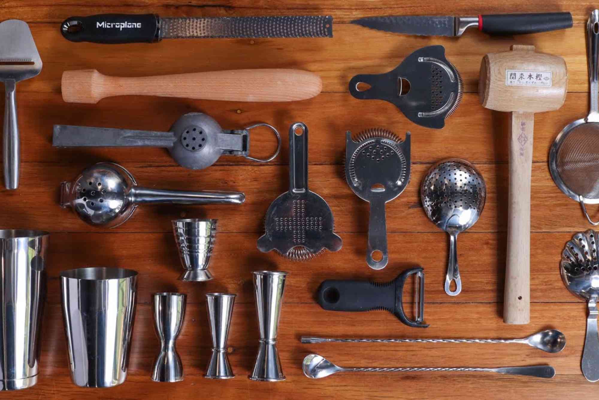 Essential Bakeware for Beginners – Must-Have Baking Tools. (1)