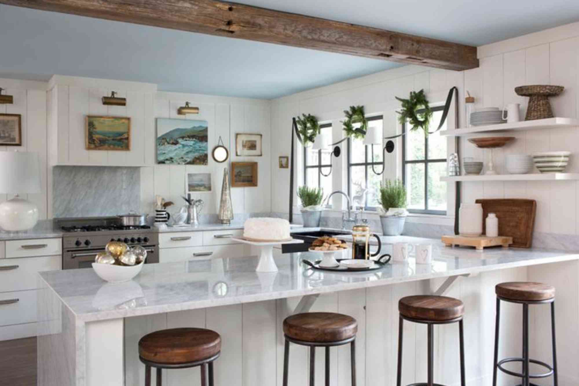 How to Create a Cozy Kitchen Space with Lighting and Decor Ideas.